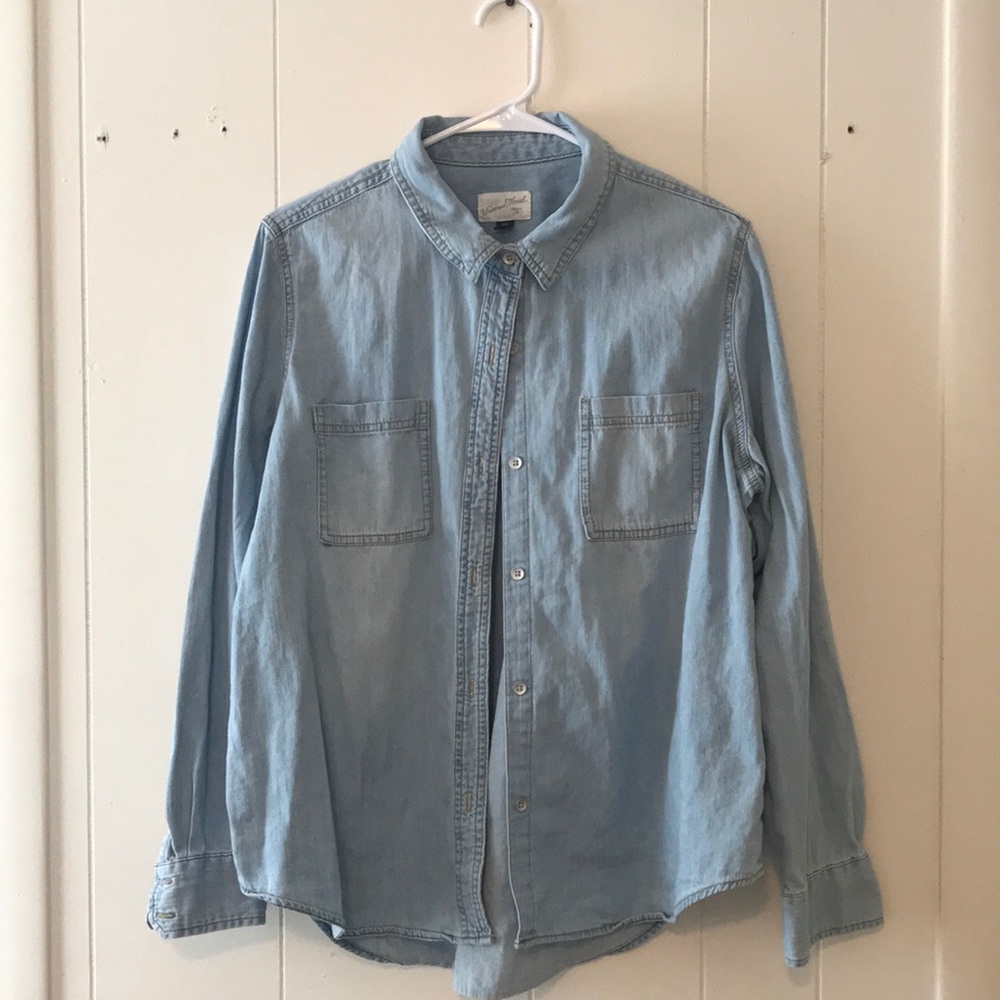 Universal Thread Denim Button Up